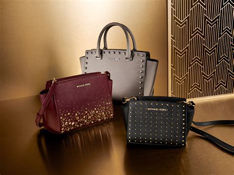 michael kors harrison outlet buy|michael Kors Outlet purses.